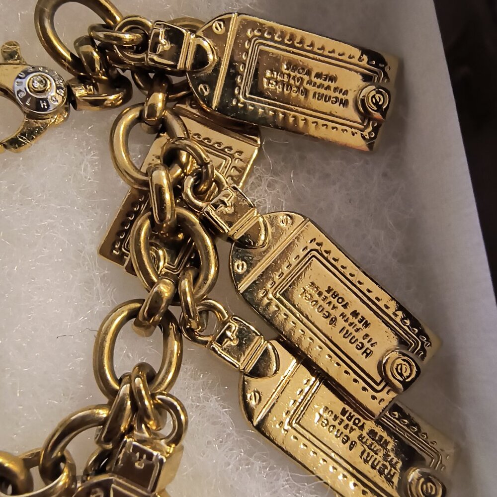 Henri Bendel gold charm bracelet - Picture 2 of 3